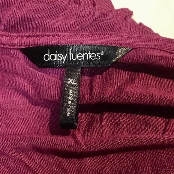 Daisy Fuentes Casual Top - Picture 3 of 4